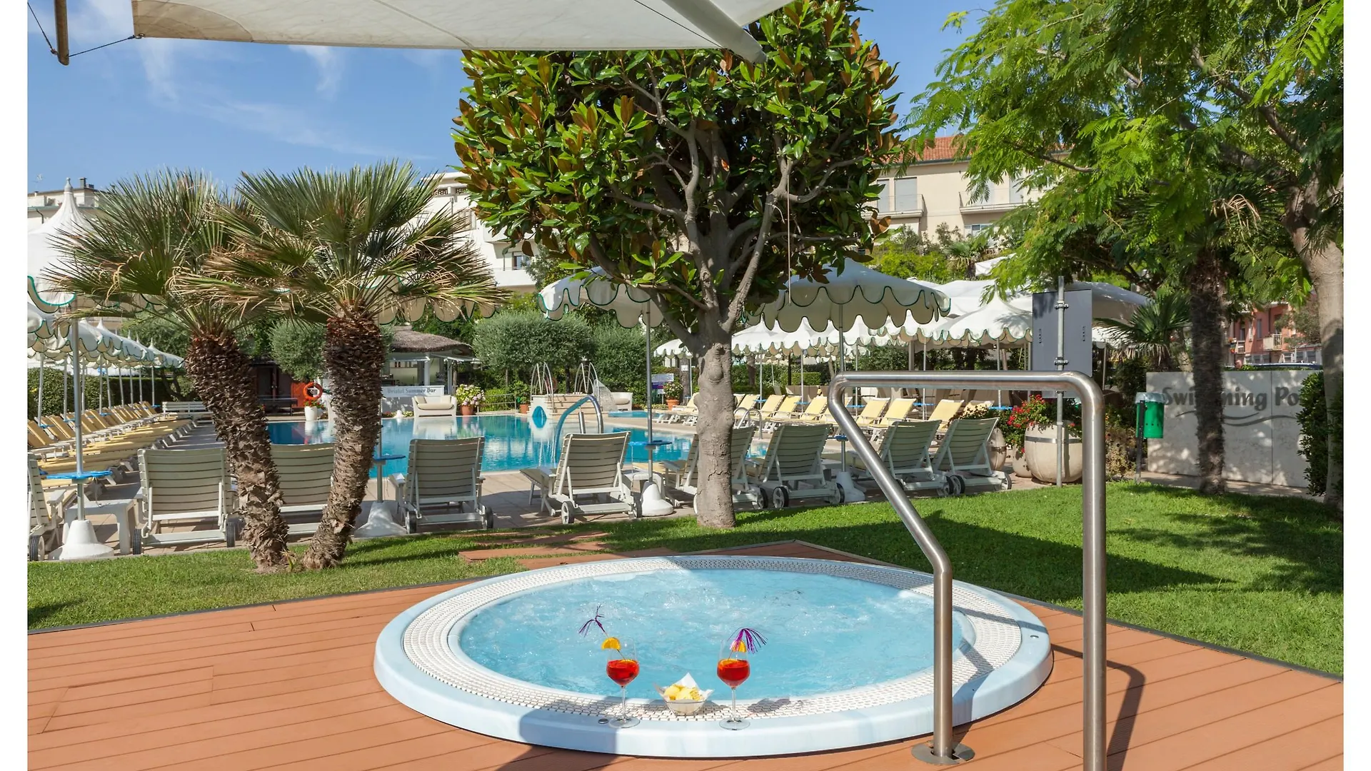 Hotel Bristol Sottomarina 4*,  Italia