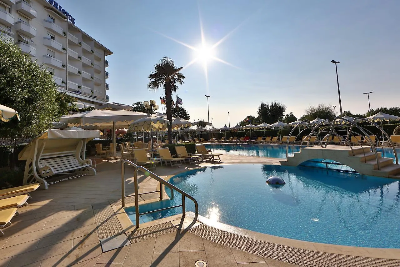 Hotel Bristol Sottomarina 4*,  Italia